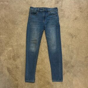 🩵 B1G1 Free!! 🩵 Women’s AE jeggings